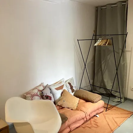 Pool Studio, Terrace, Garden Apartamento *