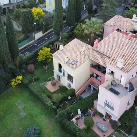 Appartamento Pool Studio, Terrace, Garden